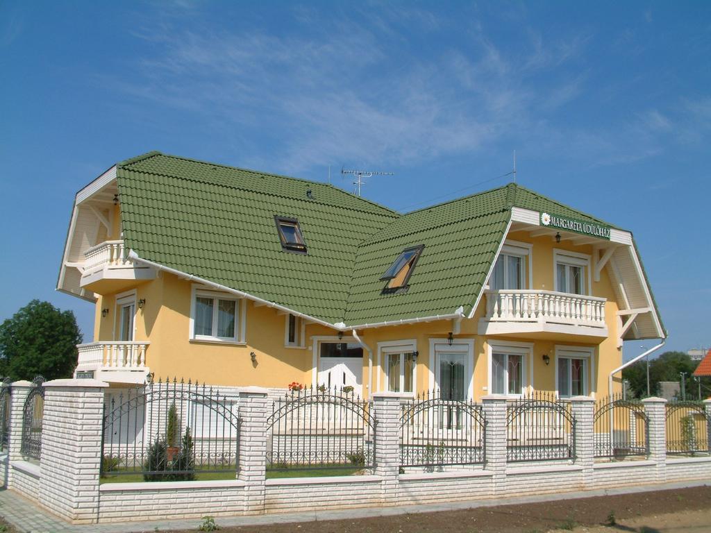Margareta Apartmanhaz Apartment ไฮจ์ดุสโซบอสโล ภายนอก รูปภาพ